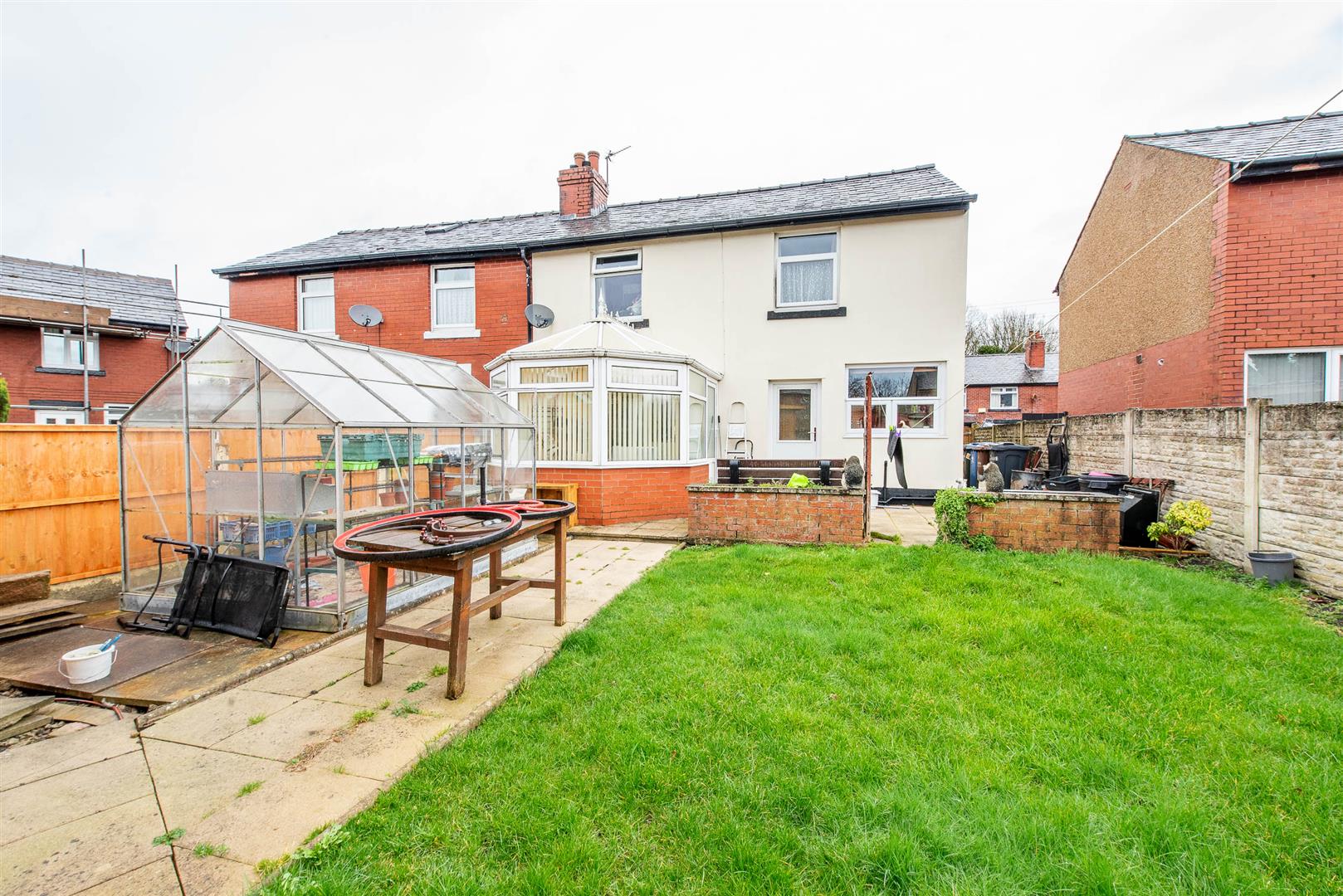 3 bed property in Shakespeare Terrace, Chorley